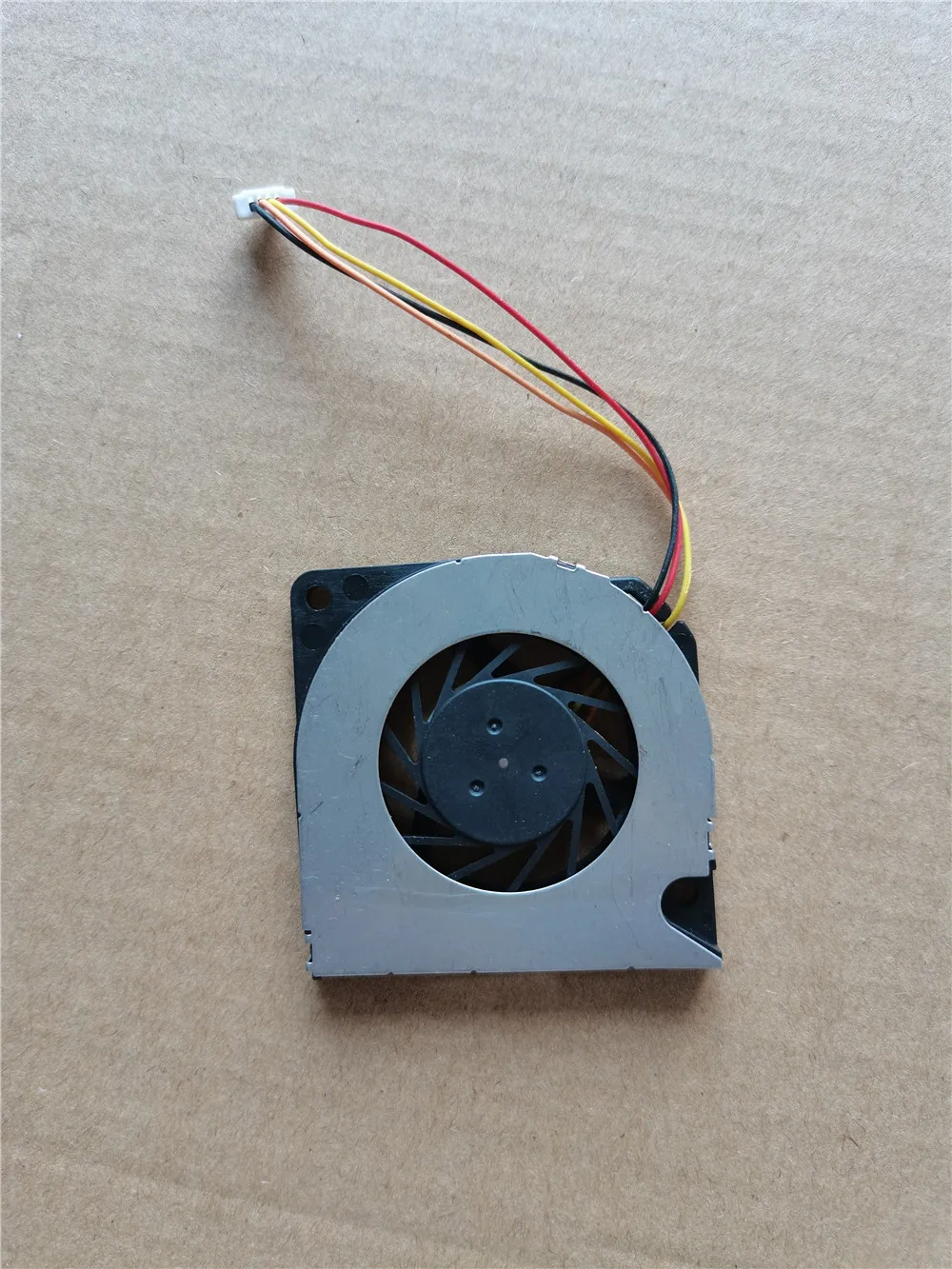 New Original Laptop/Notebook C - Air Cooler Cpu 评论和价格